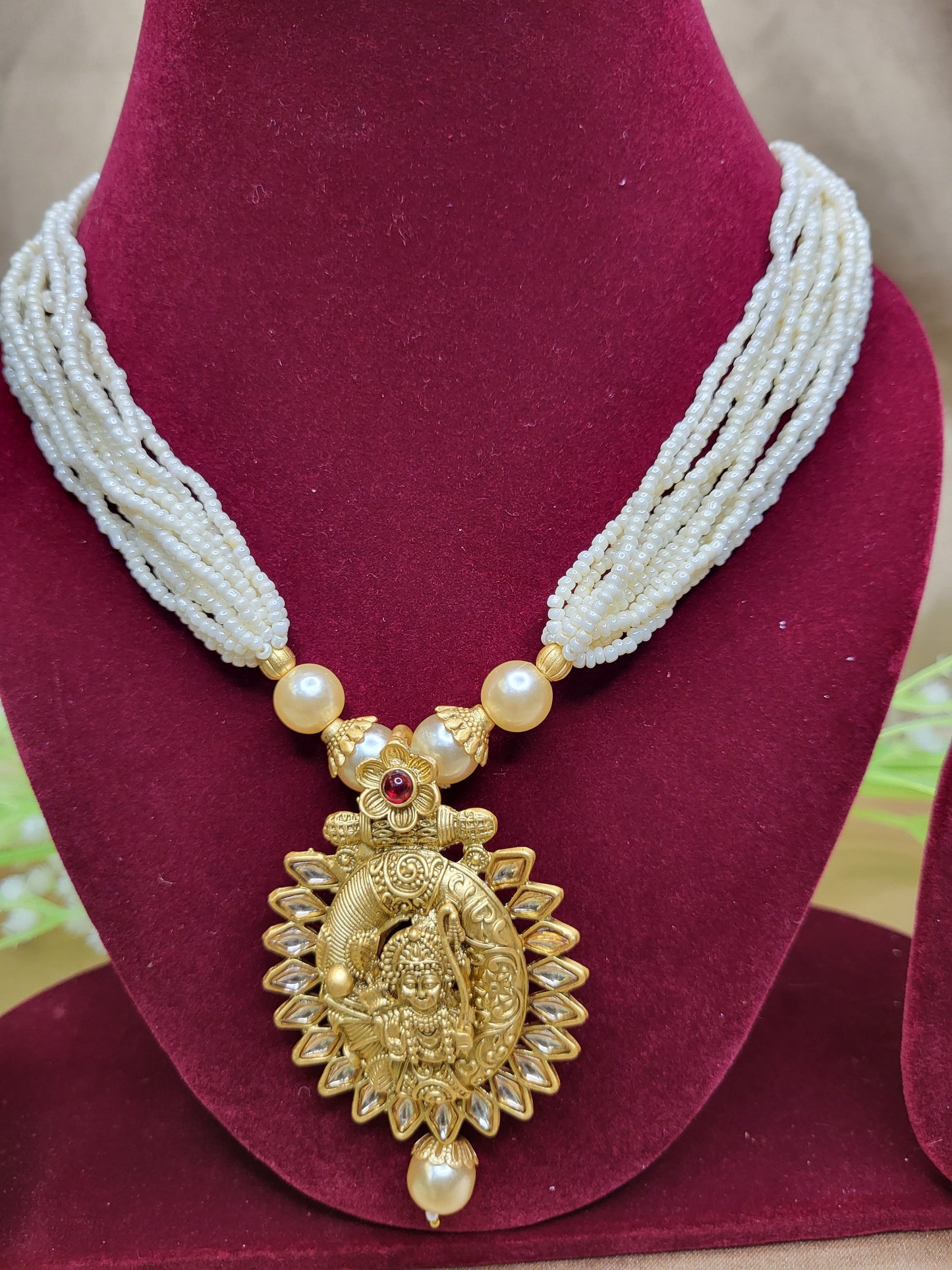 Gold Plated Temple Jewelry Necklace Set with Earrings – Traditional South Indian Design