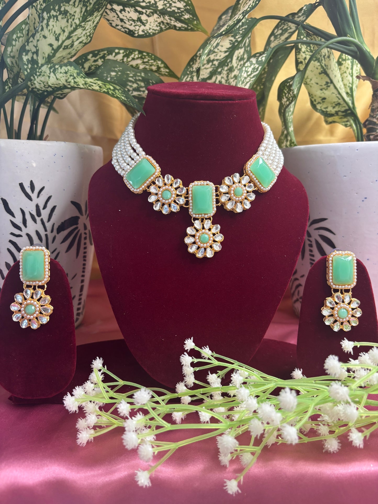 Pastel Green Kundan Pearl Necklace Set with Earrings