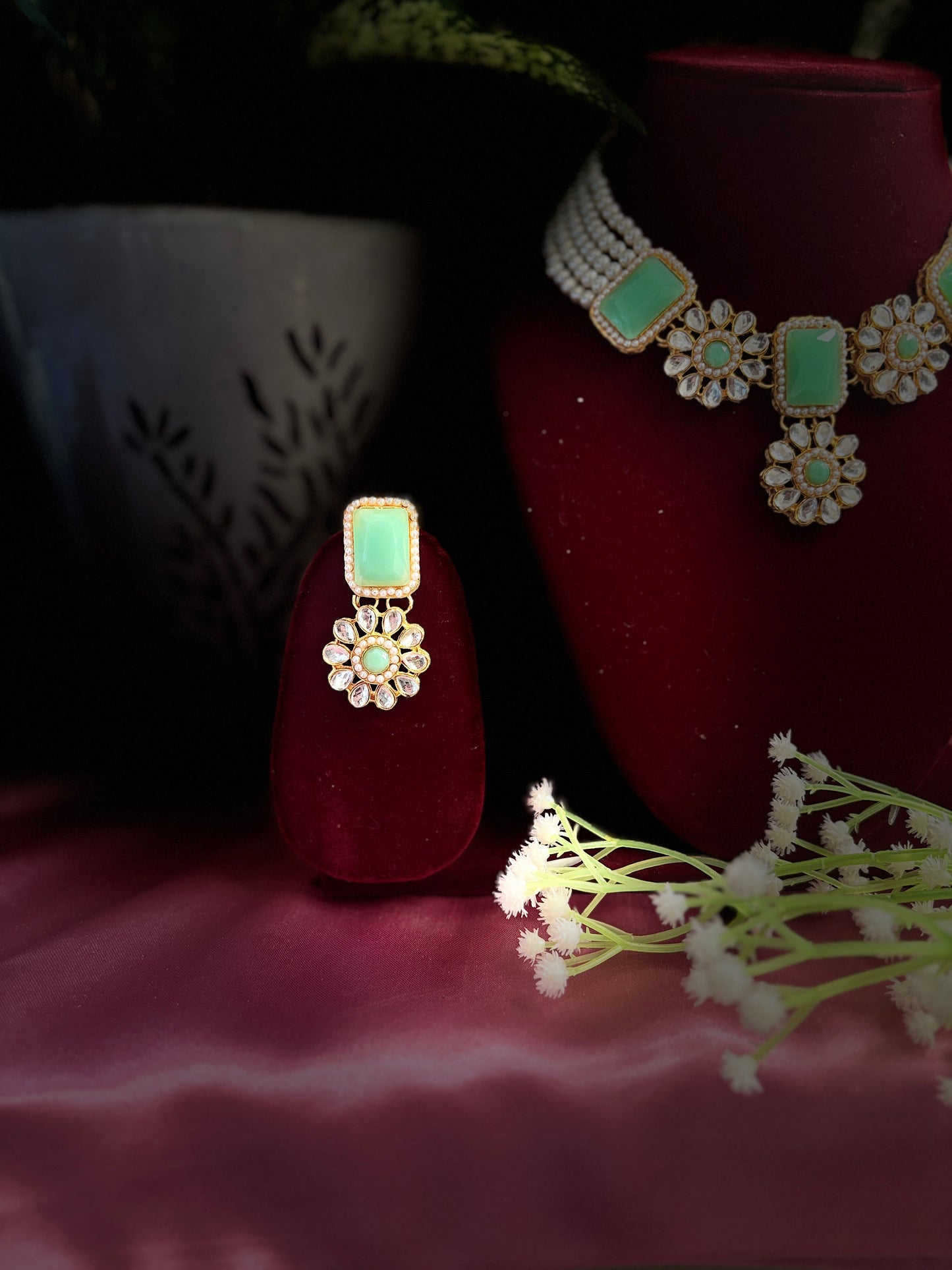 Pastel Green Kundan Pearl Necklace Set with Earrings