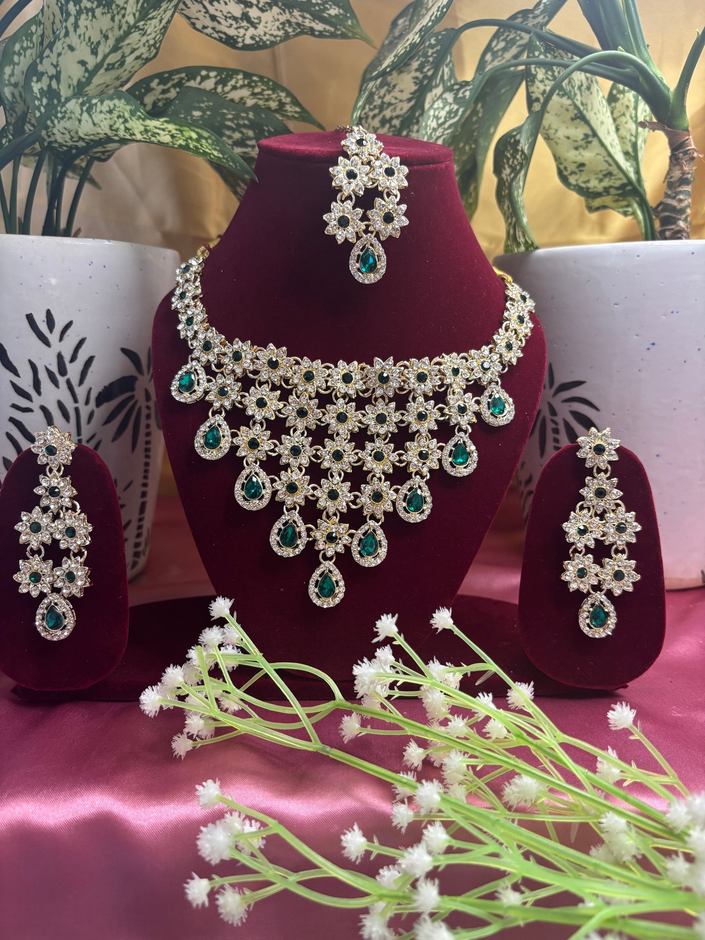 Elegant Green Stone Floral Necklace Set with Maang Tikka & Earrings