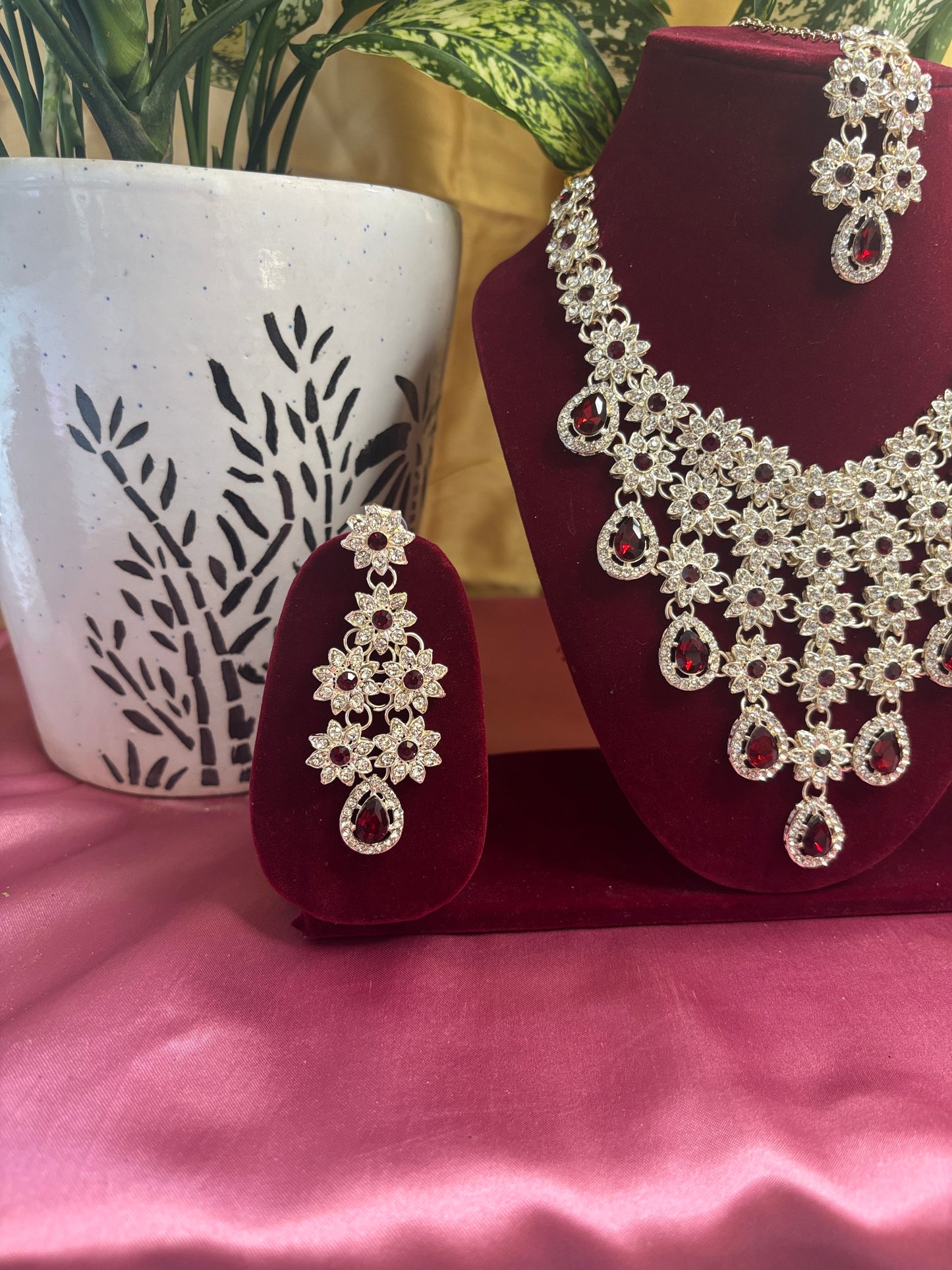 Red Stone Floral Necklace Set with Matching Earrings and Maang Tikka