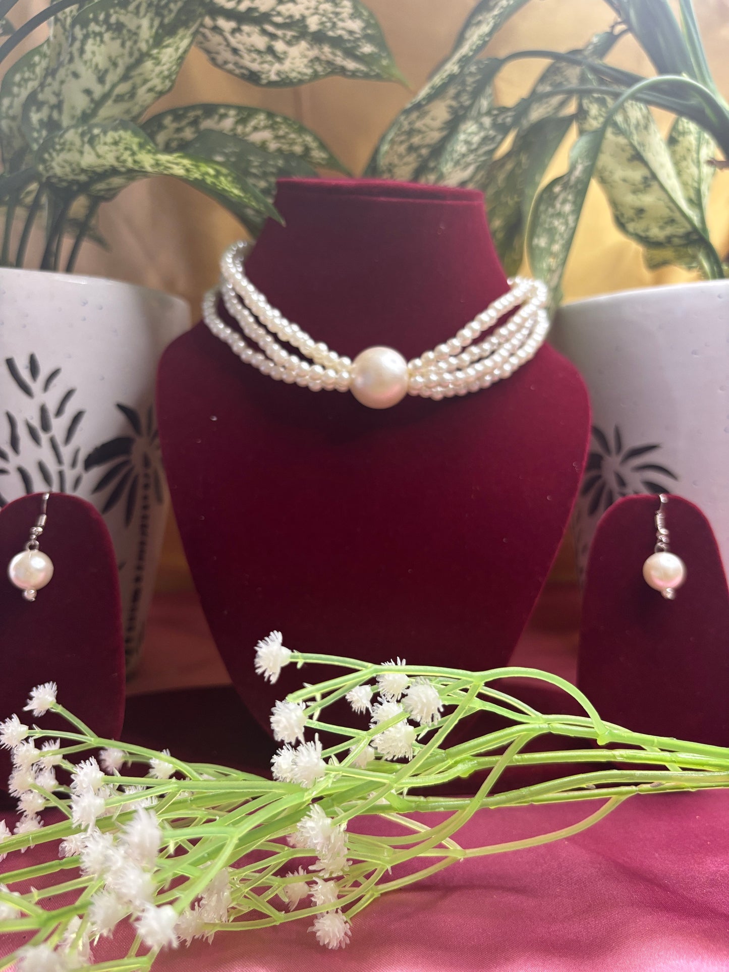 Classic Pearl Choker Necklace Set with Earrings